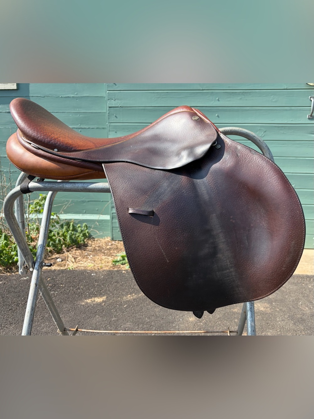 Crosby 17” deep seat cross country jumping saddle